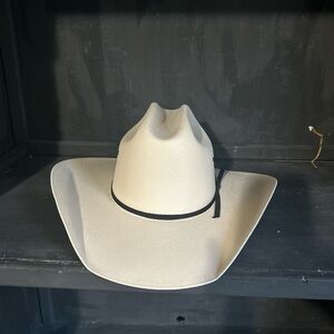 White cowboy hat